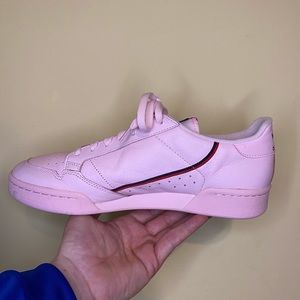 Adidas Continental
